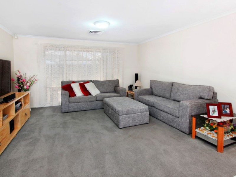 17 Charlie Yankos Street, Glenwood NSW 2768