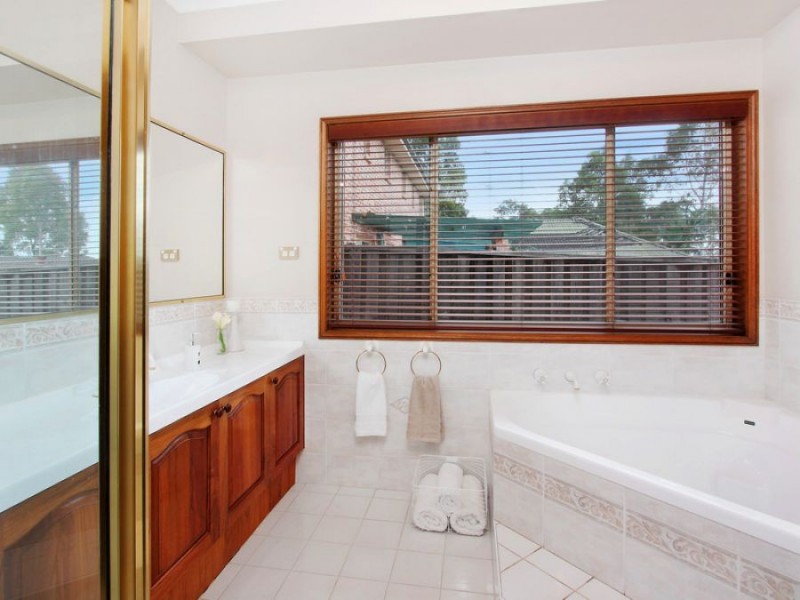 26 Cape Baron Avenue, Green Valley NSW 2168