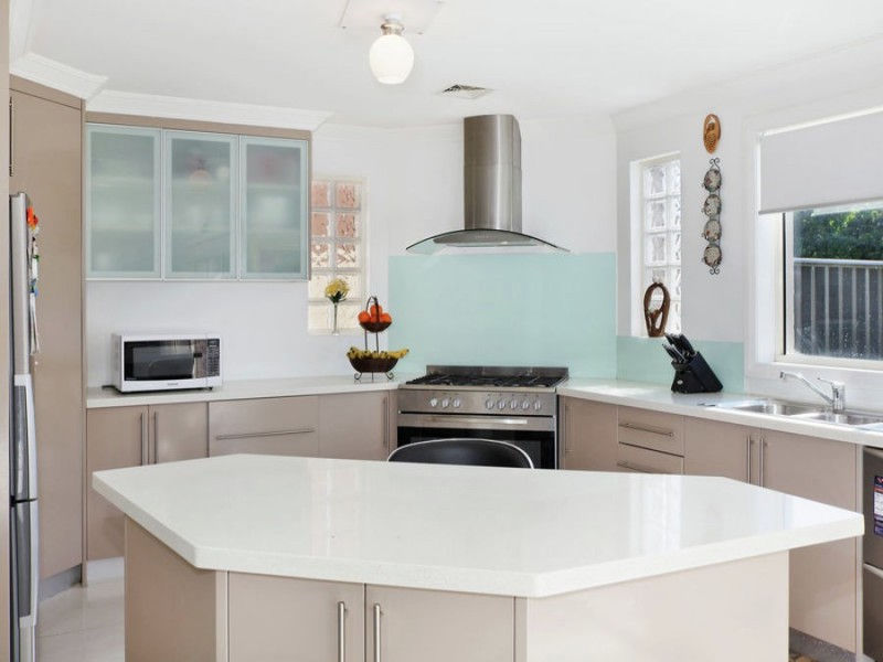 29 Heaton Ave, Claremont Meadows NSW 2747