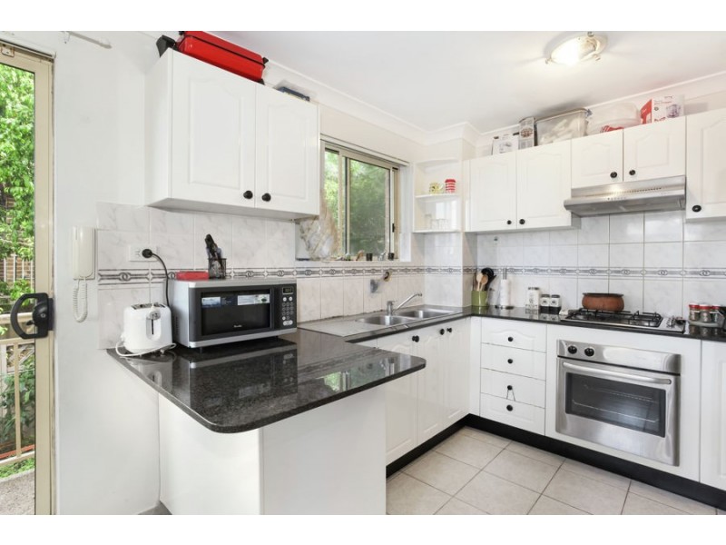 2/9-11 Oxford Street, Merrylands NSW 2160