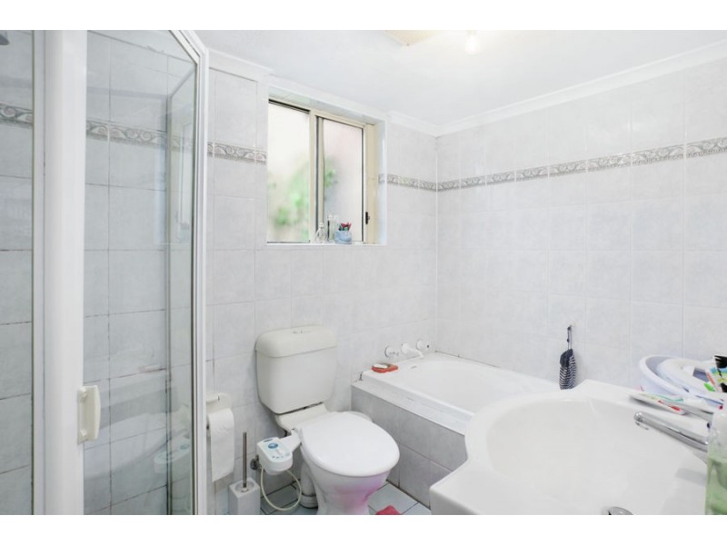 2/9-11 Oxford Street, Merrylands NSW 2160