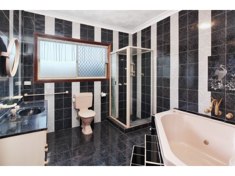 Claremont Meadows NSW 2747