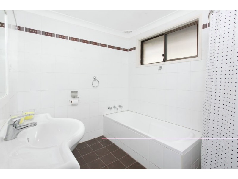 17 Wembley avenue, Cambridge Park NSW 2747