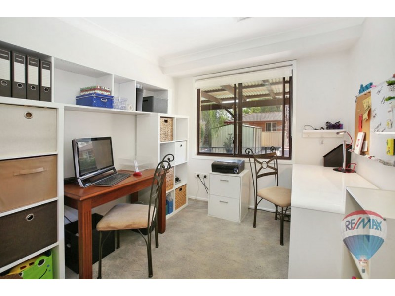 5 Danube Place, St Clair NSW 2759