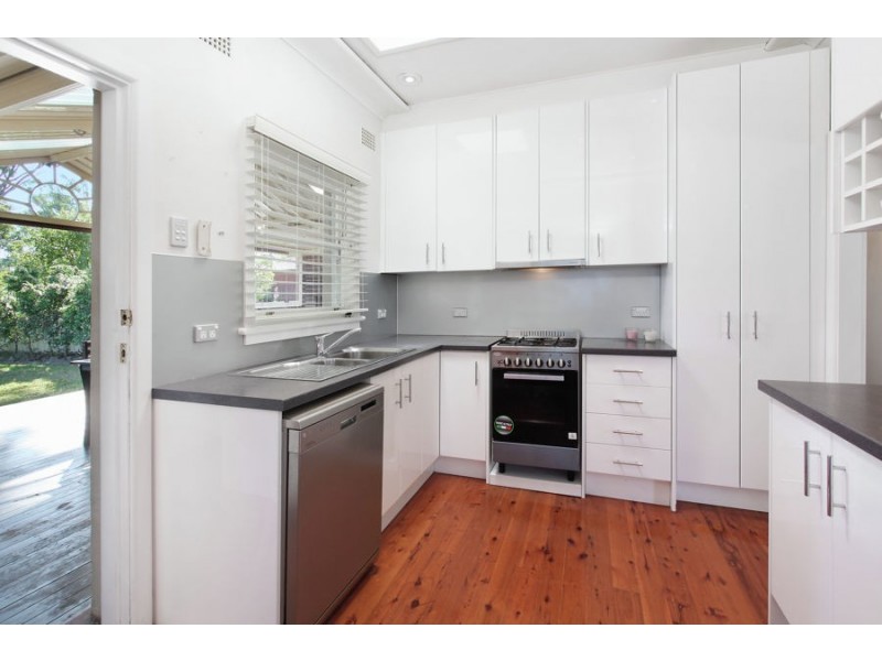 43 Sandringham Avenue, Cambridge Park NSW 2747