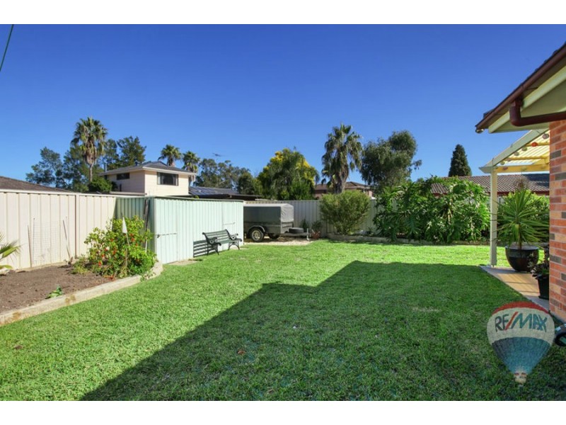 3 Danube Place, St Clair NSW 2759