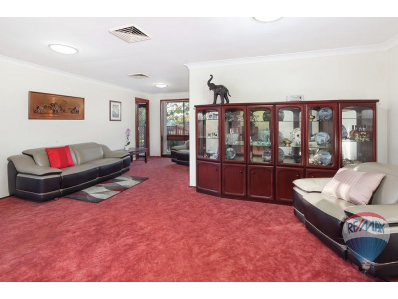 4 Nerang Circuit, South Penrith NSW 2750