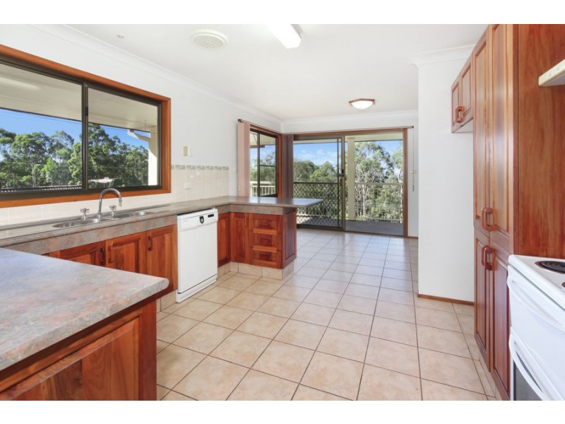 199 Explorers Rd, Lapstone NSW 2773