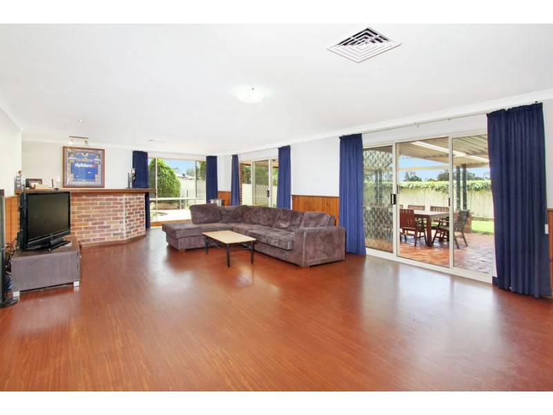 3 Woodlands Drive, Glenmore Park NSW 2745