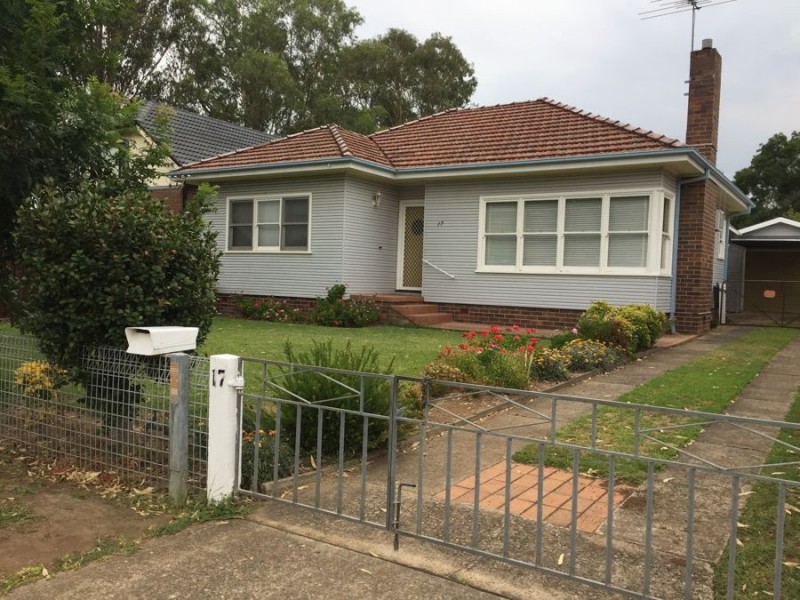 17 WALTER STREET, Kingswood NSW 2747