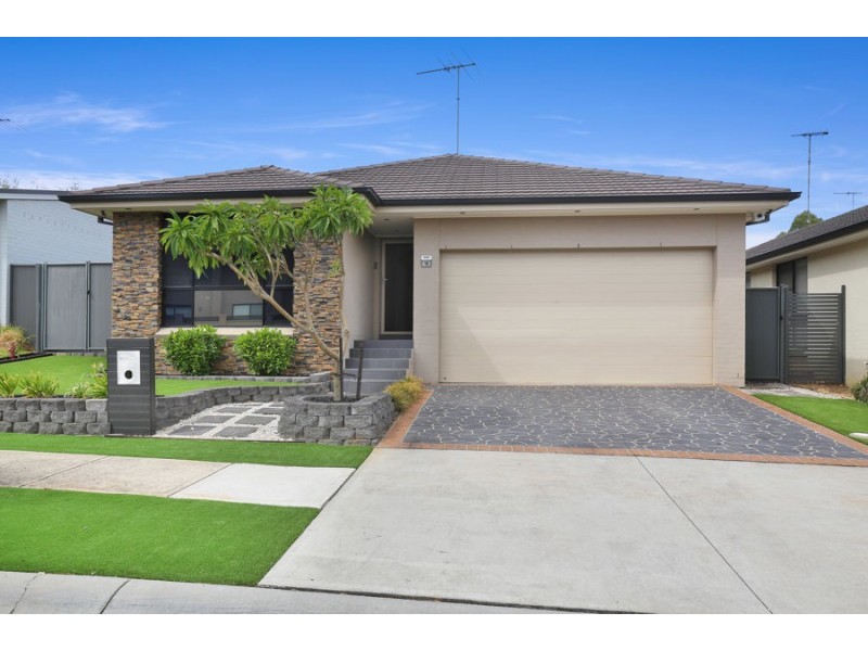 19 Caley Street, Ropes Crossing NSW 2760