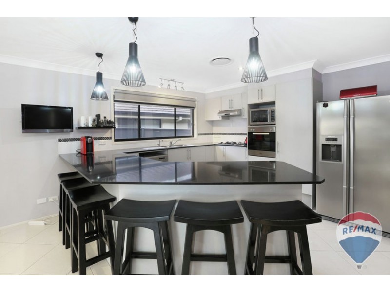 19 Caley Street, Ropes Crossing NSW 2760