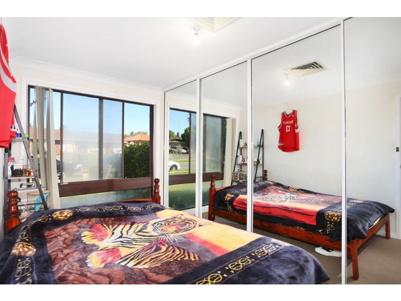 271 bennett road, St Clair NSW 2759