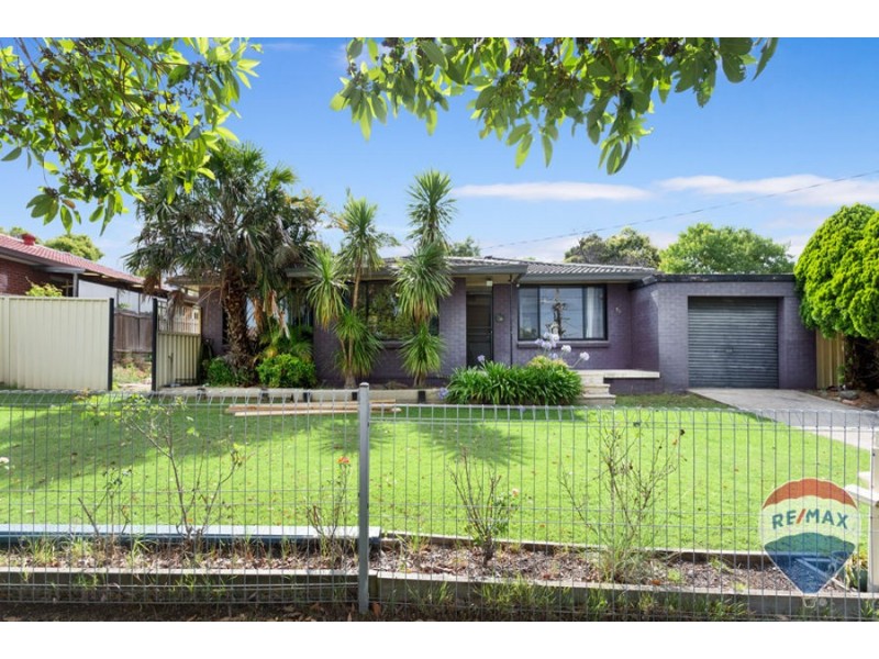 93 COLLEGE STREET, Cambridge Park NSW 2747