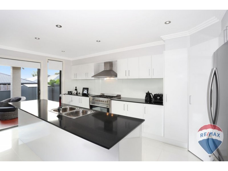 29 Latona Crescent, Ropes Crossing NSW 2760