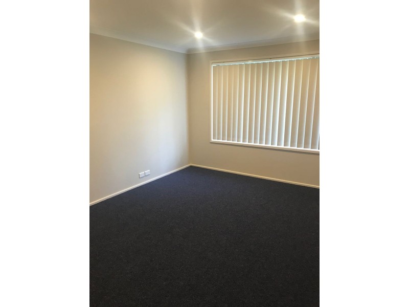33 Nepean Street, Emu Plains NSW 2750