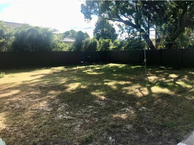 33 Nepean Street, Emu Plains NSW 2750