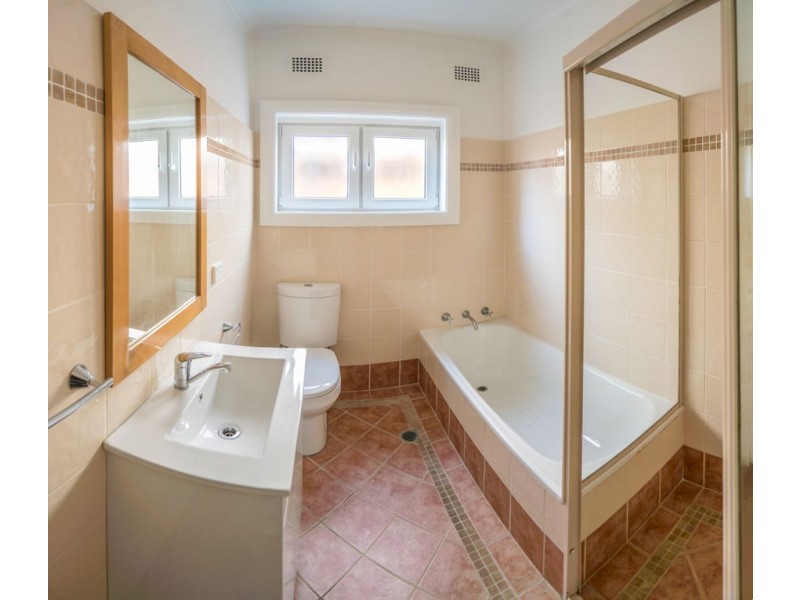 North Curl Curl NSW 2099