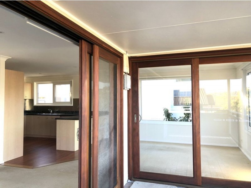 North Curl Curl NSW 2099