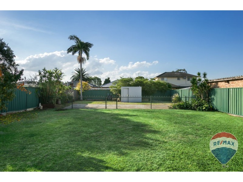 105 Carpenter Street, Colyton NSW 2760