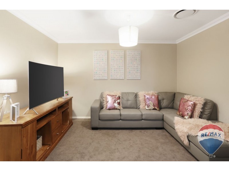 18 Watercress St, Claremont Meadows NSW 2747