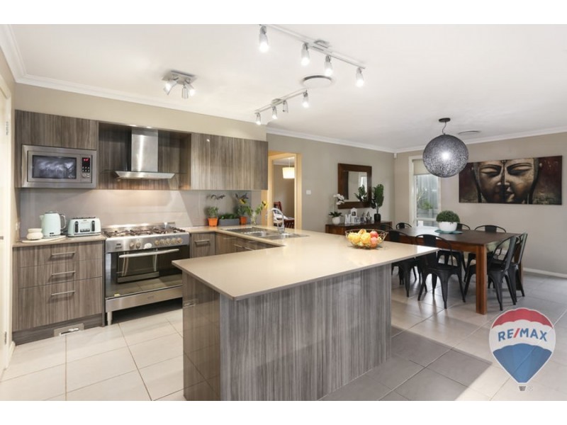 18 Watercress St, Claremont Meadows NSW 2747