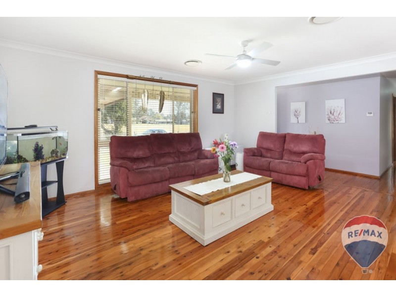 18 College Street, Cambridge Park NSW 2747