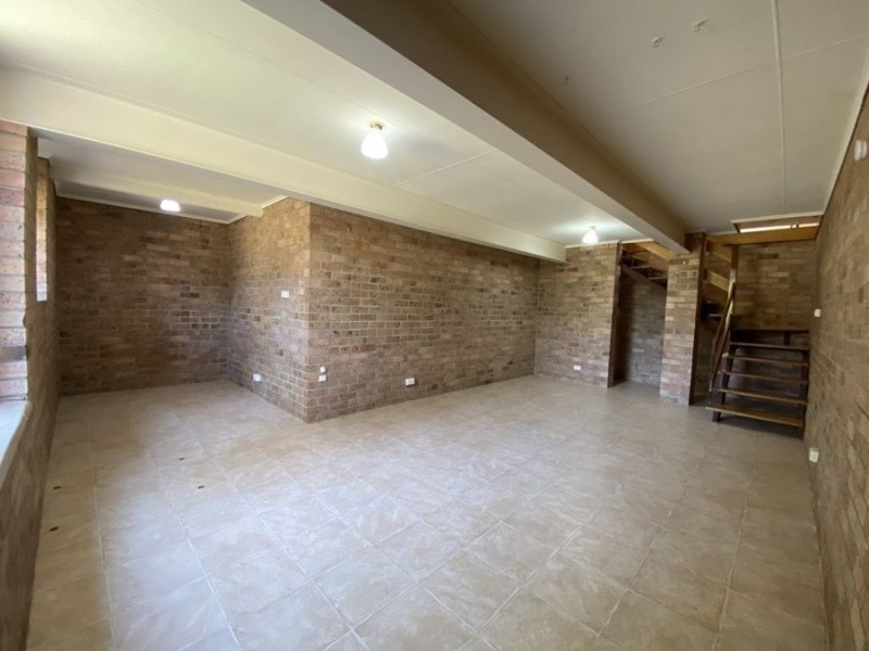 2 Bellbird Crescent, Blaxland NSW 2774