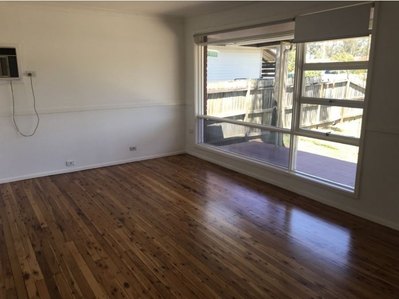 154 Richmond Road, Cambridge Park NSW 2747