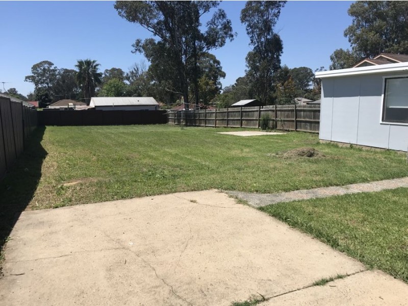 154 Richmond Road, Cambridge Park NSW 2747