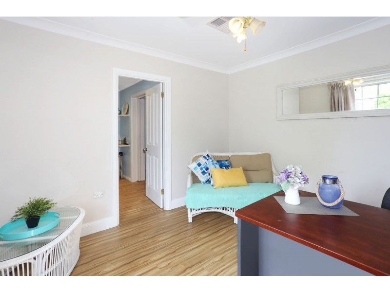 6 MOWLA AVENUE, Jamisontown NSW 2750