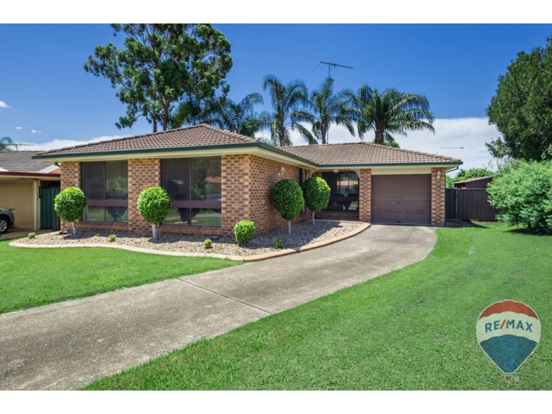 12 WERONA AVENUE, Claremont Meadows NSW 2747