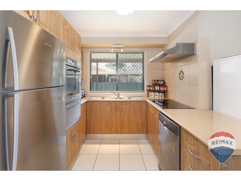 12 WERONA AVENUE, Claremont Meadows NSW 2747