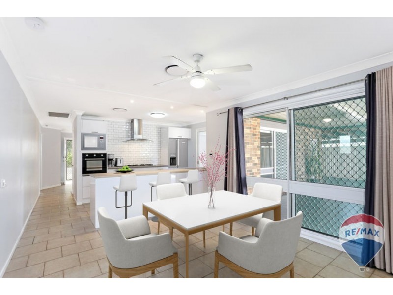 1 Amazon Place, St Clair NSW 2759