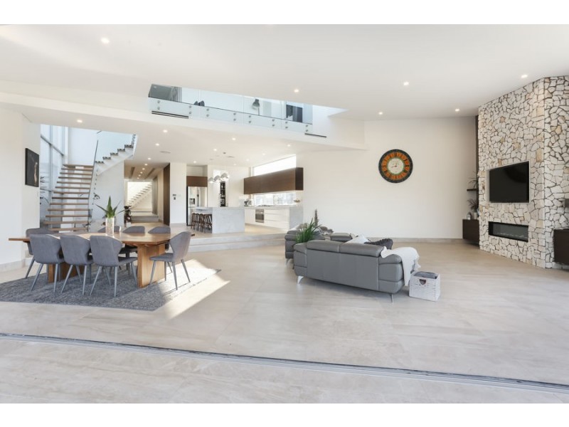 2 Comargo Lane, Luddenham NSW 2745