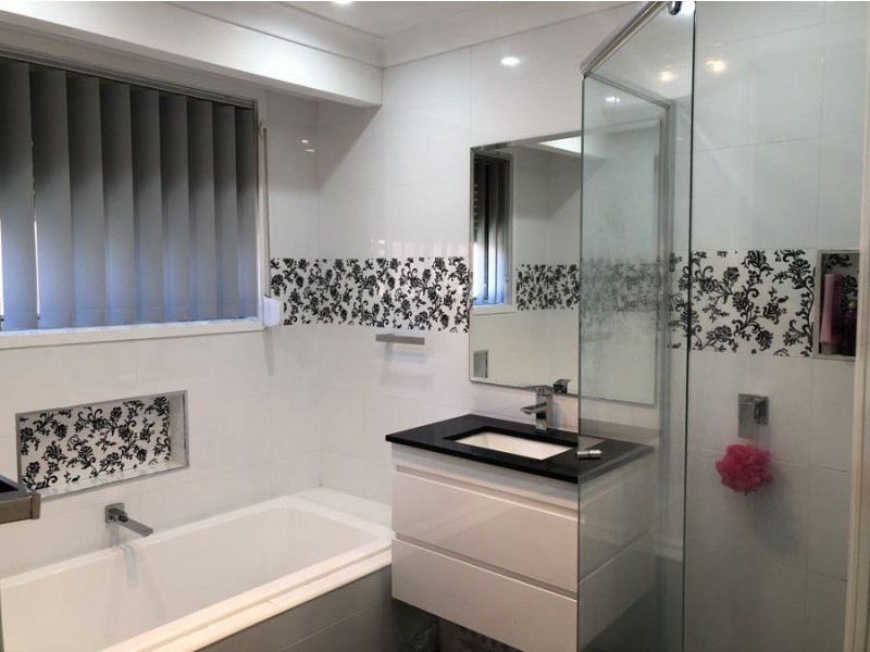 8B Raschke Street, Cambridge Park NSW 2747