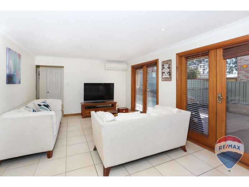 16 MONARCH CIRCUIT, Glenmore Park NSW 2745