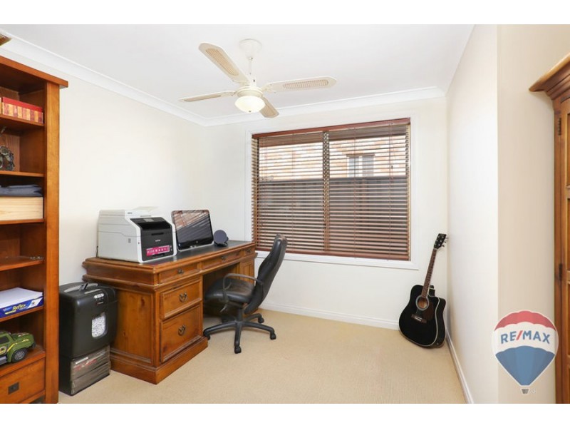 16 MONARCH CIRCUIT, Glenmore Park NSW 2745