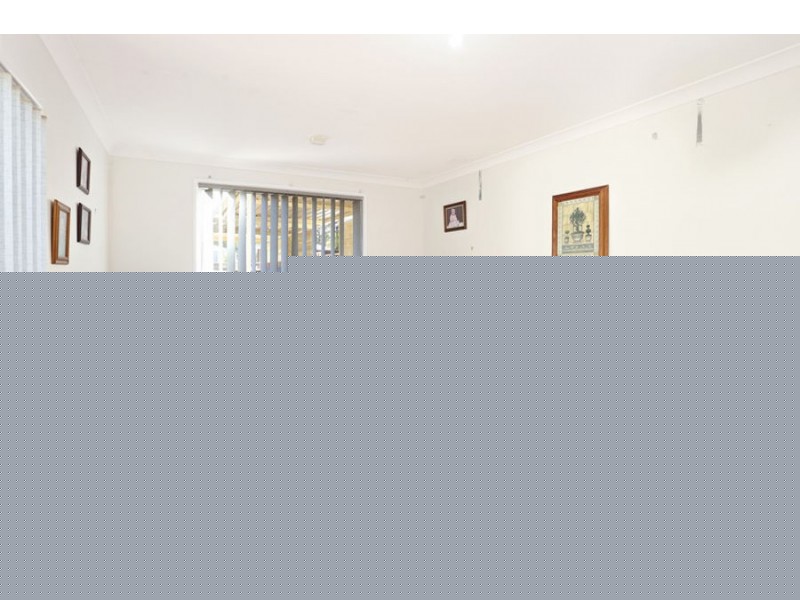 13 LUCENA CRESCENT, Lethbridge Park NSW 2770