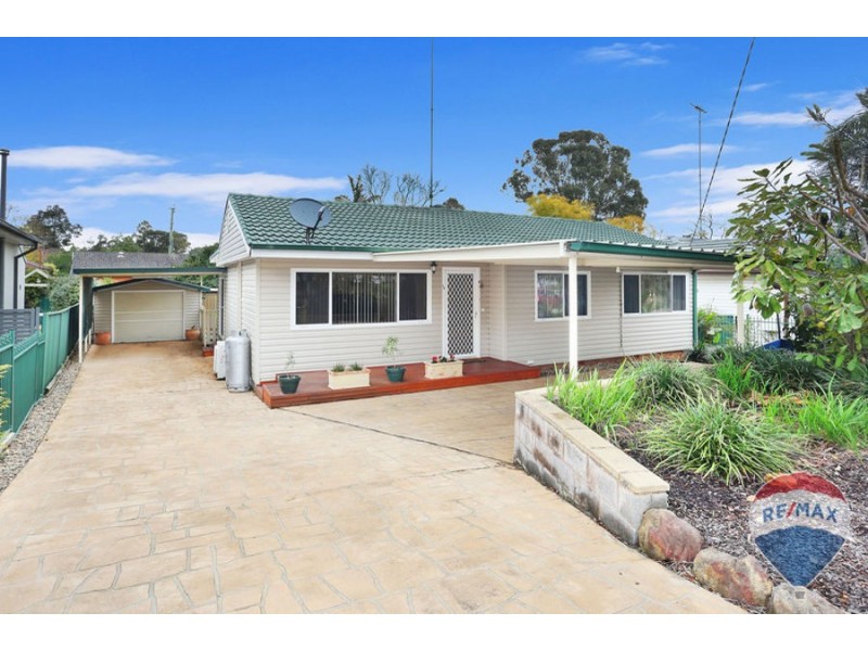 13 SPRINGFIELD PLACE, Penrith NSW 2750