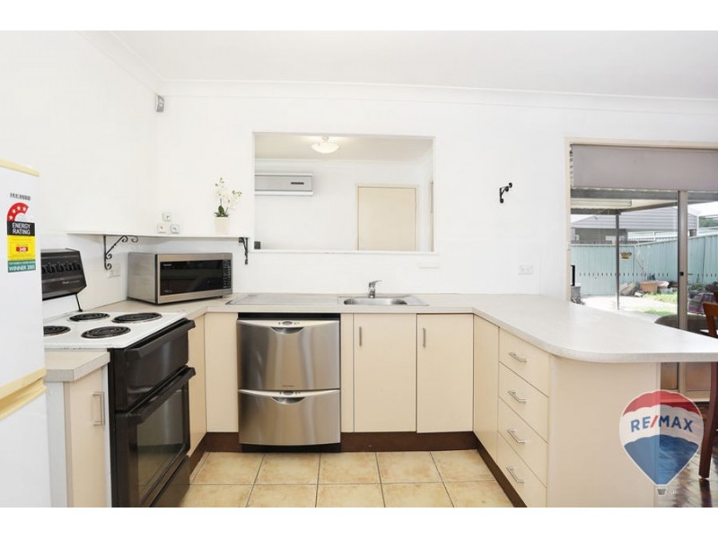 22 SANDPIPER CRESCENT, Claremont Meadows NSW 2747