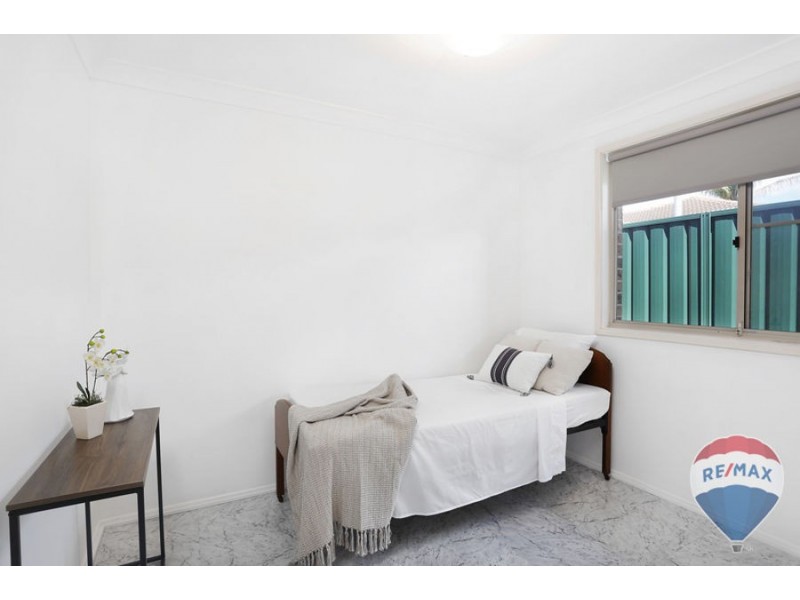 22 SANDPIPER CRESCENT, Claremont Meadows NSW 2747