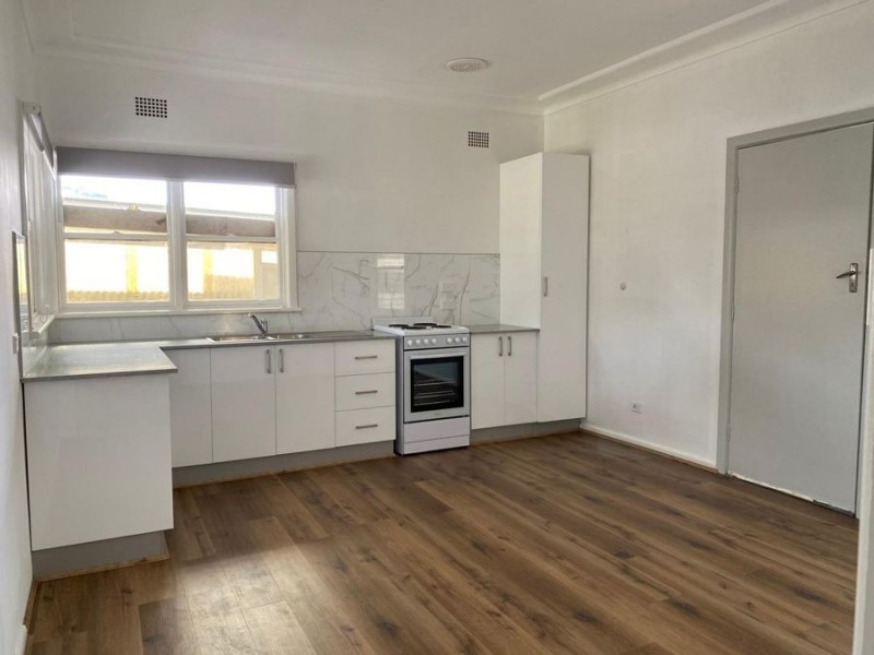 9 Cronin Street, Penrith NSW 2750