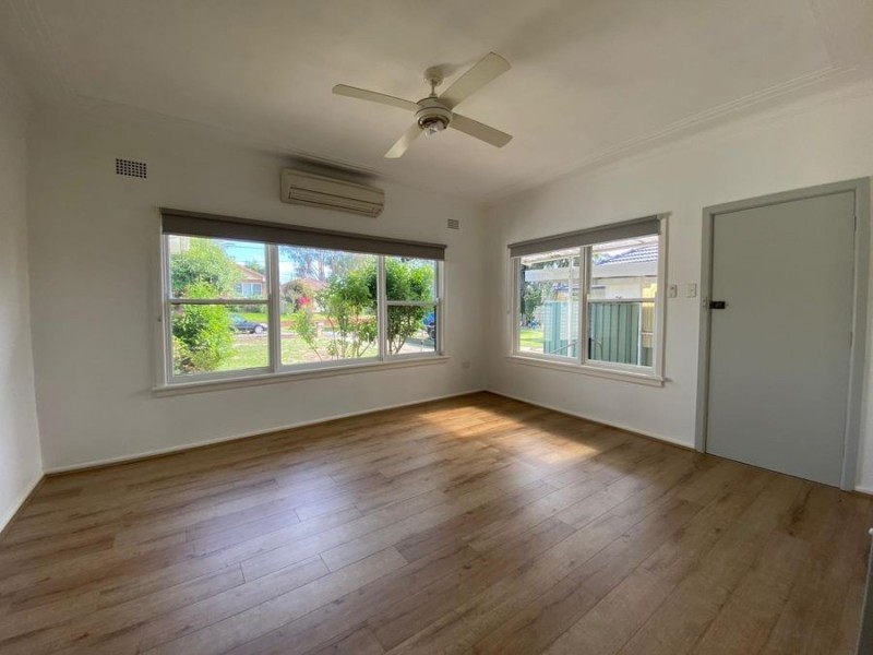 9 Cronin Street, Penrith NSW 2750