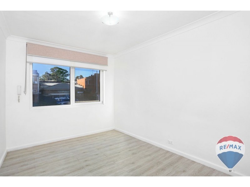 6/13 RODGERS STREET, Kingswood NSW 2747