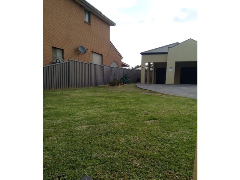 1/111A Melbourne Street, Oxley Park NSW 2760