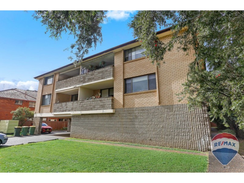 13/21-25 Blaxcell Street, Granville NSW 2142