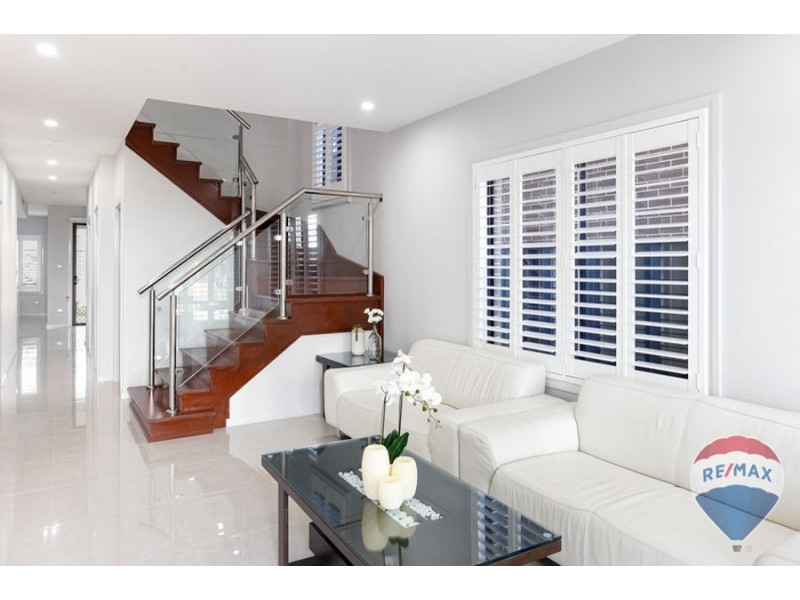 8 MAJOR TOMKINS PARADE, Werrington NSW 2747