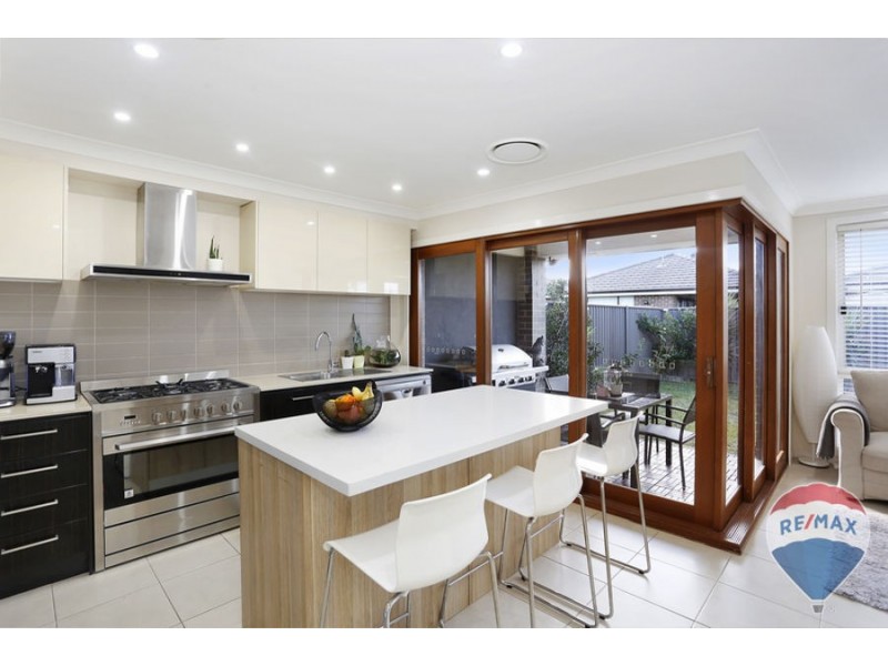 10 Blackburn Street, Ropes Crossing NSW 2760