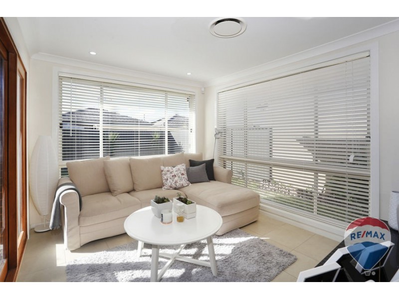 10 Blackburn Street, Ropes Crossing NSW 2760